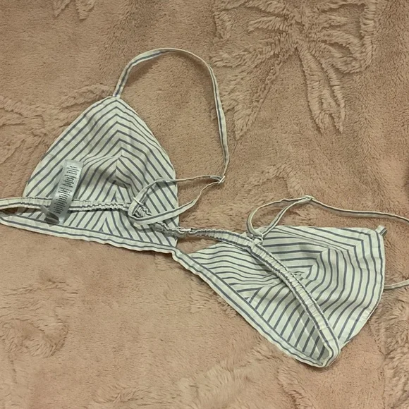 skims cotton poplin triangle bralette - Picture 4 of 5